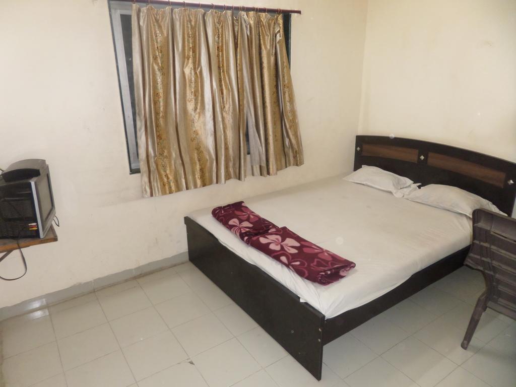 Indradeep Executive Hotel Aurangabad  Room photo